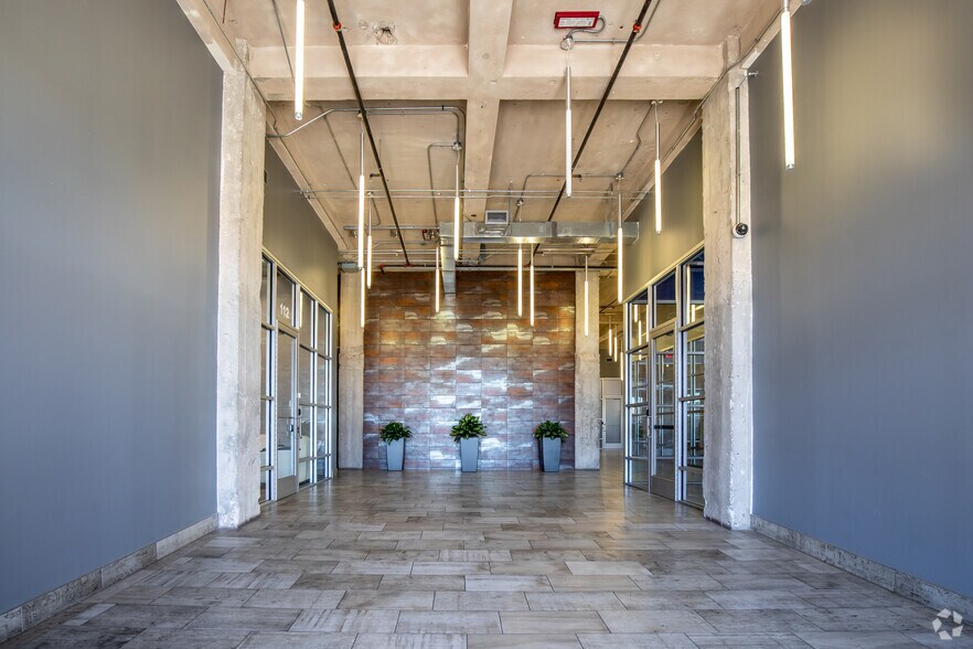 More Photos Of 810 S Cincinnati Ave, Tulsa Office For Lease