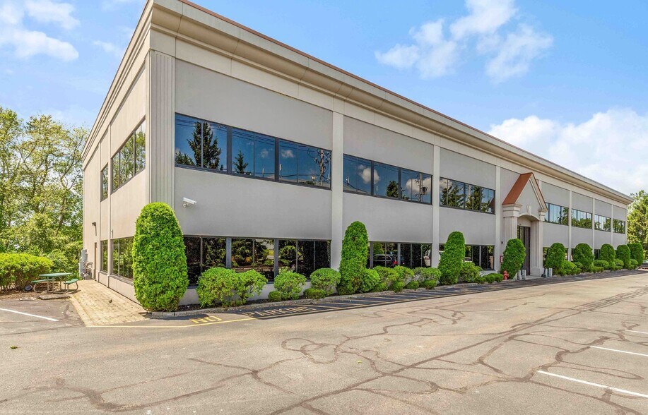 Primary Photo Of 230 North St, Danvers Medical For Lease