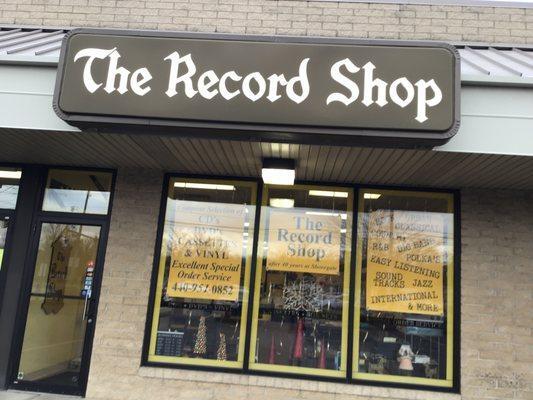 Primary Photo Of 33419 Vine St, Willowick Storefront For Lease