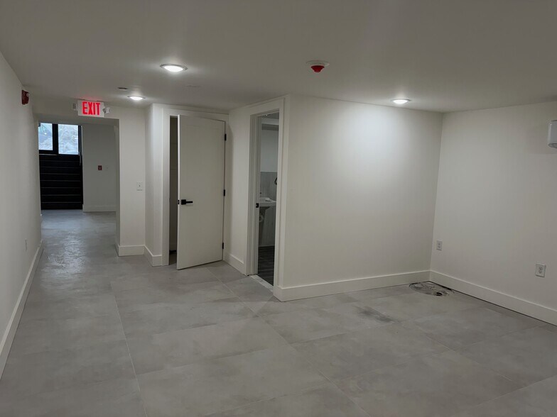 More Photos Of 536-540 Central Ave, Newark Apartments For Lease