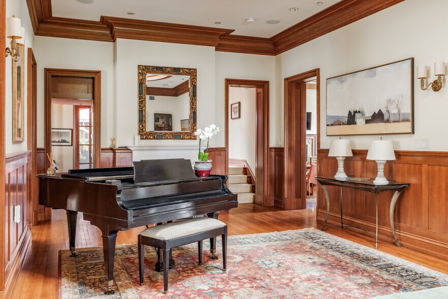 More Photos Of 2000 Massachusetts Ave NW, Washington Office Residential For Sale