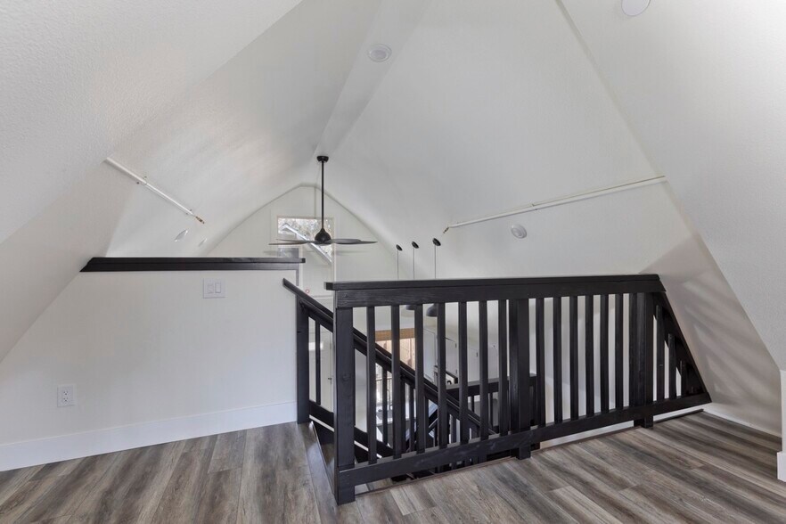 More Photos Of 25 Howard Ave, June Lake Apartments For Sale