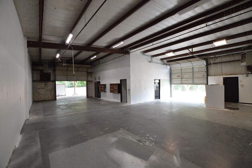 More Photos Of 1320 US-80 E, Mesquite Flex For Sale
