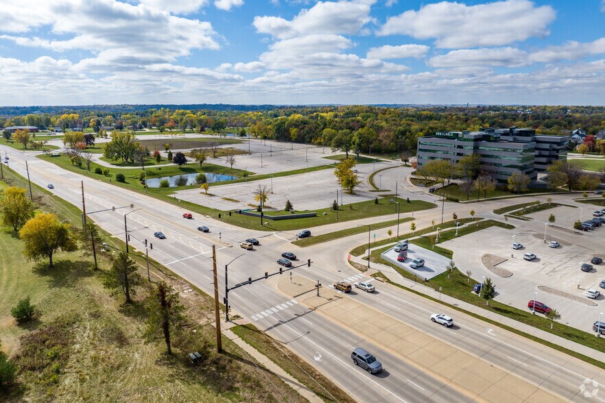 More Photos Of 4333 Edgewood Rd NE, Cedar Rapids Land For Lease