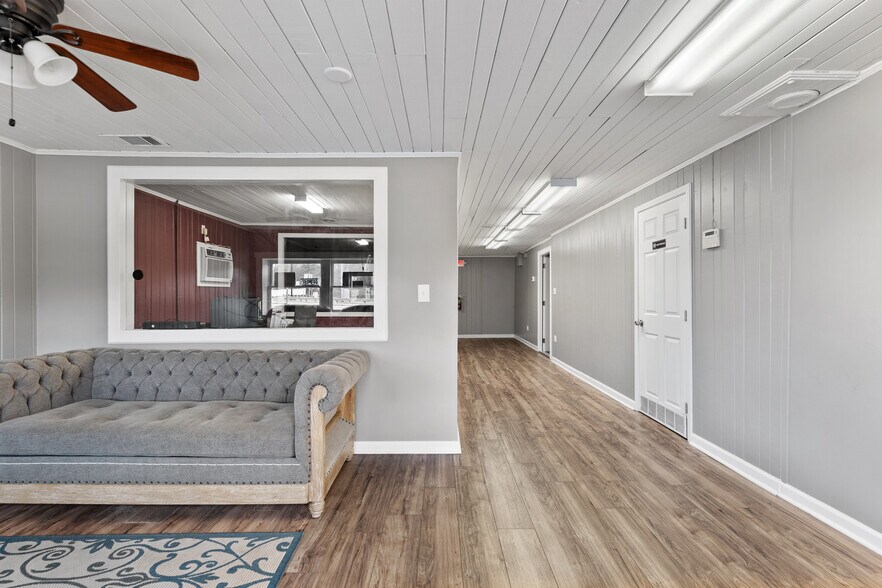 More Photos Of 3705 Buford Hwy, Duluth Auto Dealership For Sale