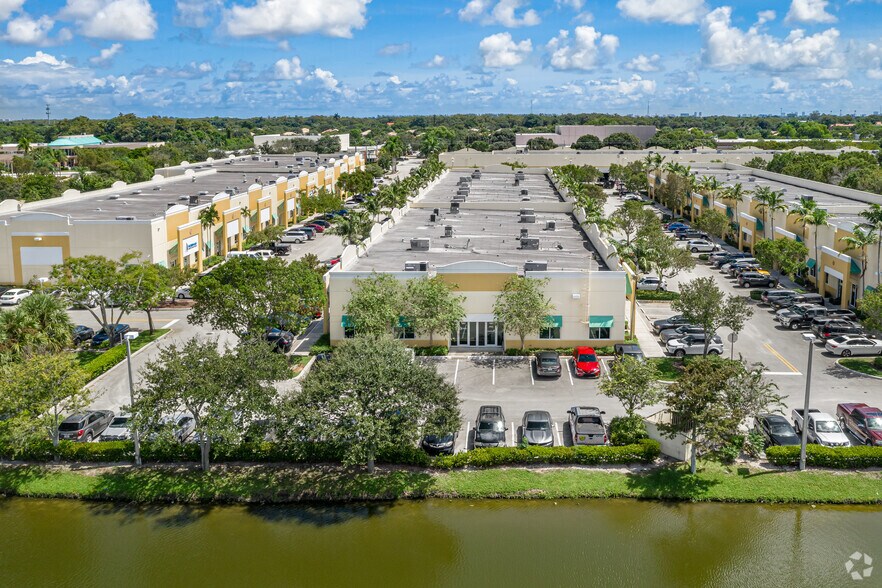 More Photos Of 1801-1867 Banks Rd, Margate Office For Lease