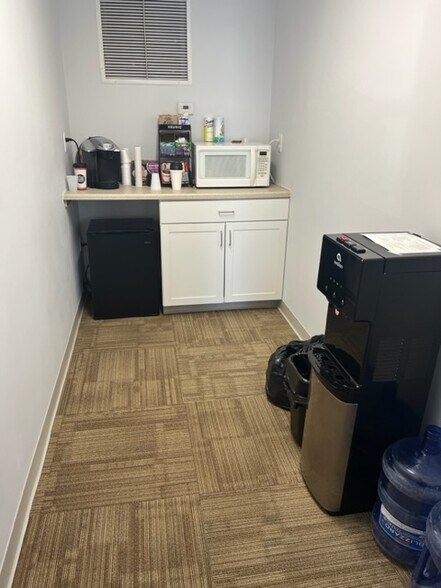 More Photos Of 325 Southbridge St, Auburn Storefront Retail Office For Sale