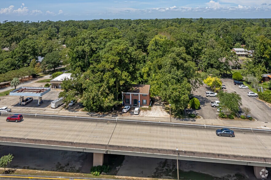More Photos Of 520 N Causeway Blvd, Mandeville Office Residential For Lease