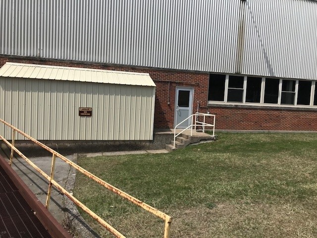 More Photos Of 3121 Pleasant Valley Blvd, Altoona Light Distribution For Lease