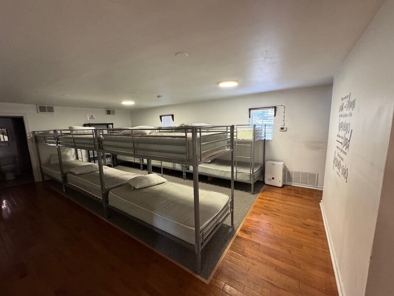 More Photos Of 3430 Land Rd, Alpharetta Religious Facility For Sale