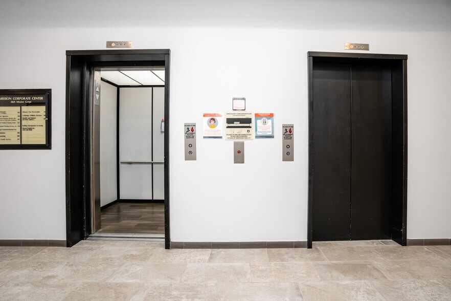 More Photos Of 6160 Mission Gorge Rd, San Diego Loft Creative Space For Lease