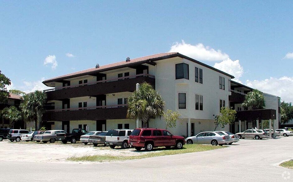 More Photos Of 3355 Burns Rd, Palm Beach Gardens Medical For Lease