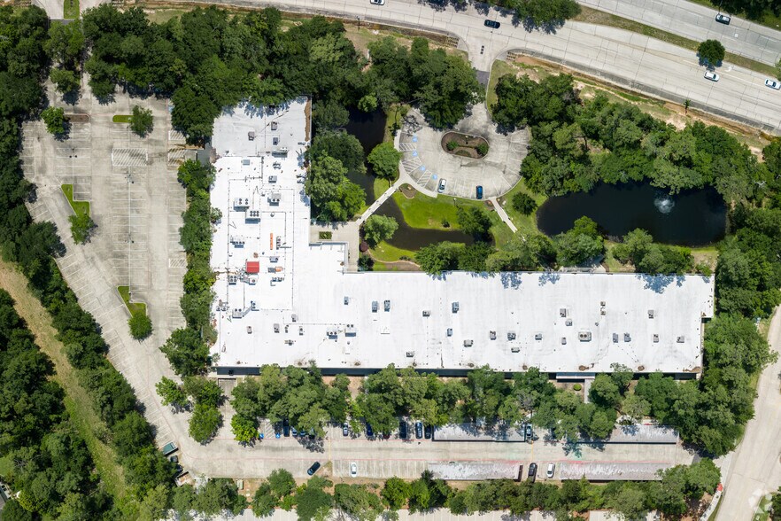 More Photos Of 2700 Research Forest Dr, The Woodlands Office For Lease
