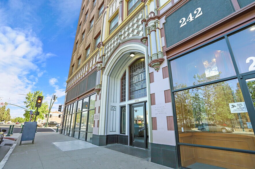 More Photos Of 246 N Sutter St, Stockton Apartments For Sale