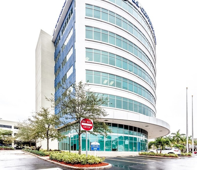 More Photos Of 2301 NW 87th Ave, Doral Office Residential For Lease
