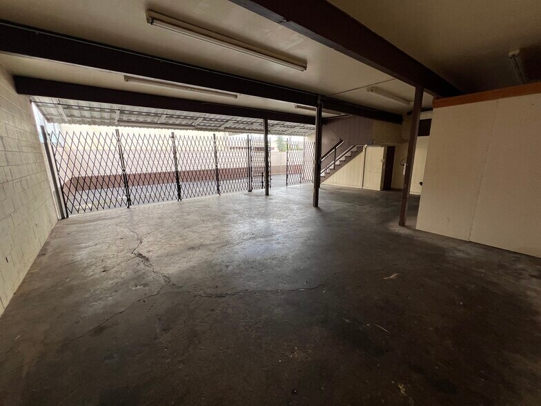 More Photos Of 94-168 Leoleo St, Waipahu Service For Sale