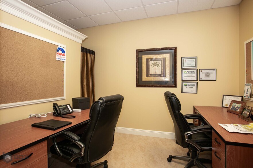More Photos Of 5491 N University Dr, Coral Springs Office For Lease