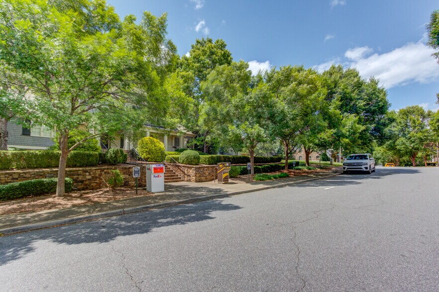 More Photos Of 5920 Odell St, Cumming Office For Sale
