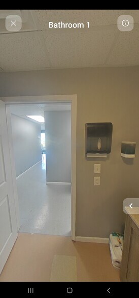 More Photos Of 9966 Samuel Rd, Carterville Self Storage For Sale