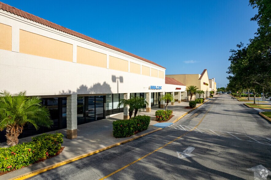 More Photos Of 1450 N Courtenay Pky, Merritt Island General Retail For Sale