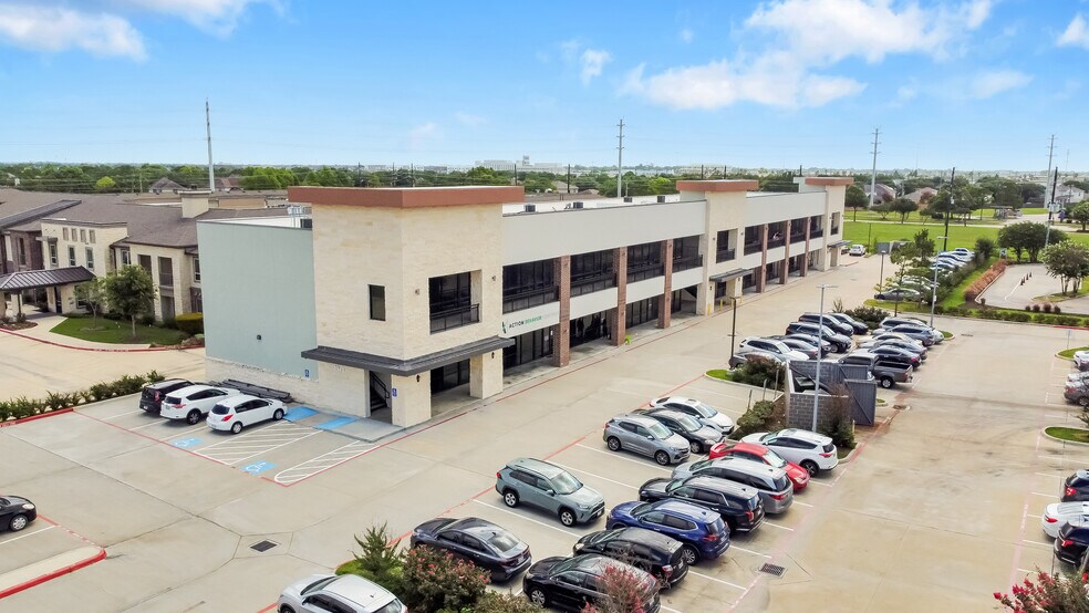 More Photos Of 2941 Broadway Bend Dr, Pearland Office For Lease