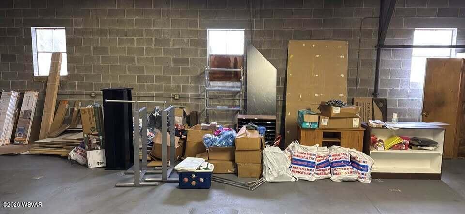 More Photos Of 1023 Park Ave, Williamsport Self Storage For Sale