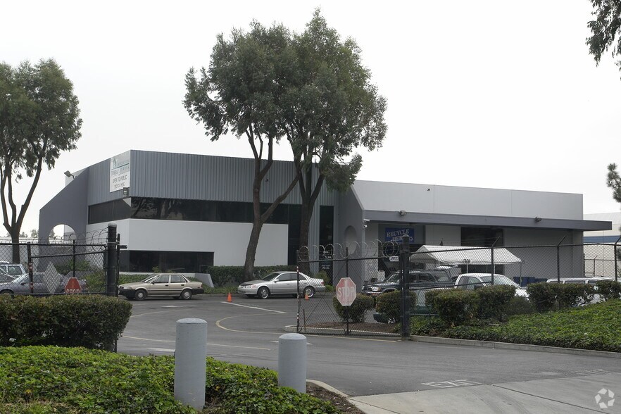 More Photos Of 40595 Albrae St, Fremont Recycling Center For Lease
