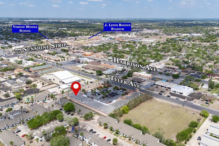 More Photos Of 1906-B Tyler Ave, Harlingen Office For Sale