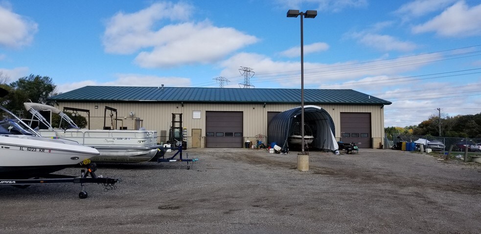 More Photos Of 2101 Route 176, Prairie Grove Showroom For Sale