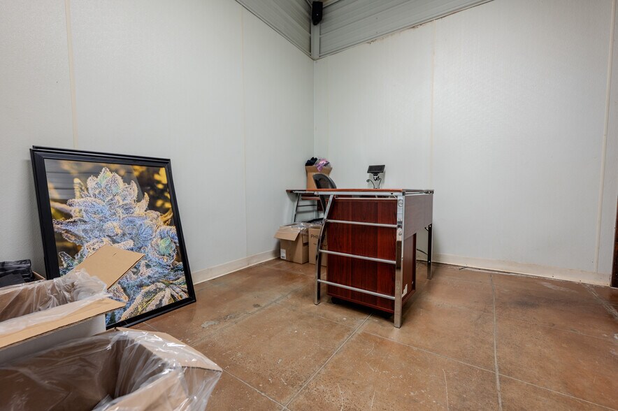 More Photos Of 15188 Highway 82, Tahlequah Storefront Retail Office For Sale