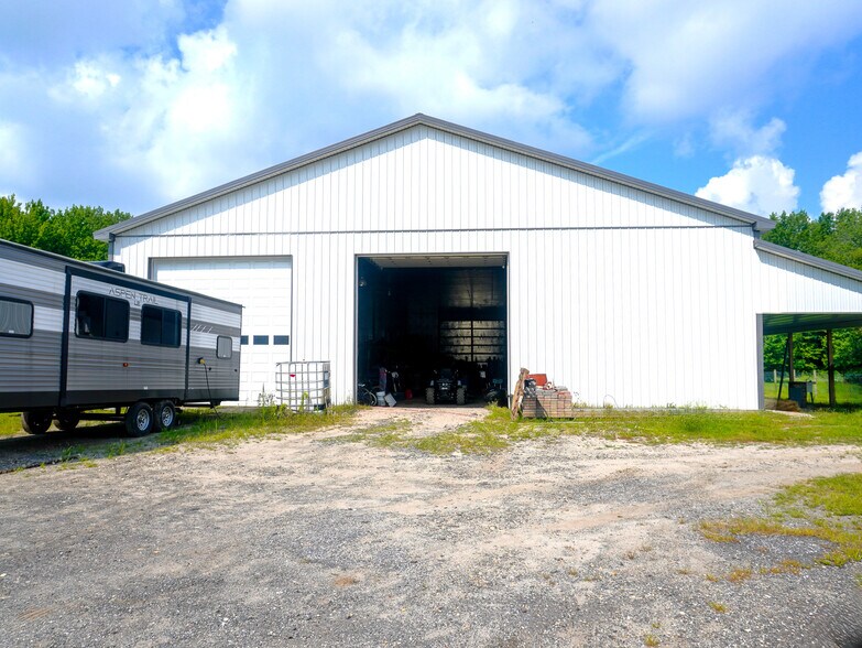 More Photos Of 110 Pennsgrove Pedricktown Rd, Pedricktown Service For Sale