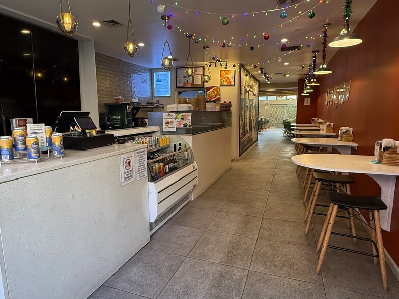 More Photos Of 176 Bleecker St, New York Apartments For Lease