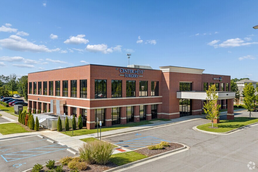 Primary Photo Of 8425 Wann Dr NW, Madison Medical For Lease