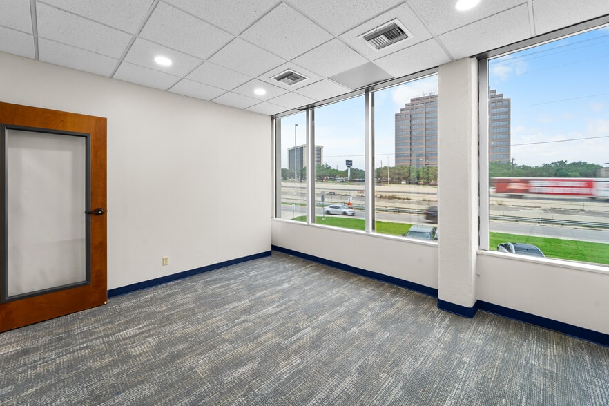 More Photos Of 1800 NE Loop 410, San Antonio Unknown For Lease