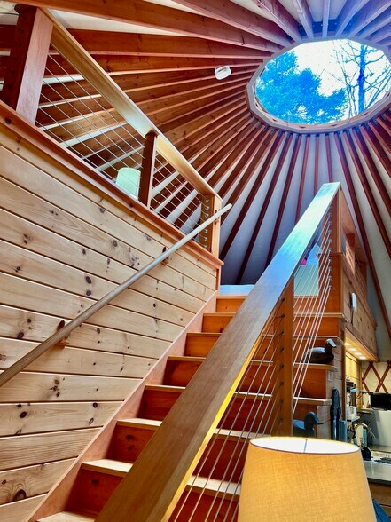 More Photos Of 200 Seal Cove Rd, Southwest Harbor Hotel For Sale