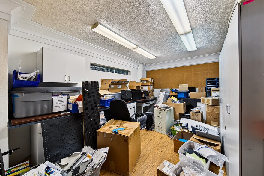 More Photos Of 936-940 NW 1st St, Fort Lauderdale Warehouse For Sale