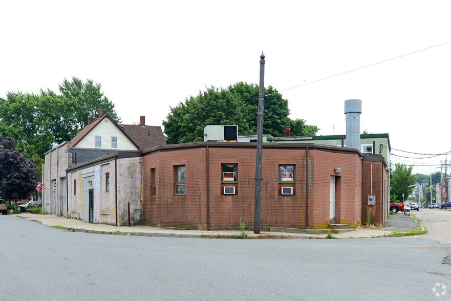 Primary Photo Of 42-52 Federal ave, Quincy Manufacturing For Sale