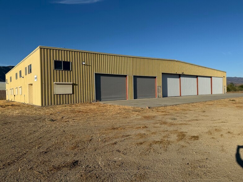 Primary Photo Of 32301 Corydon Rd, Lake Elsinore Warehouse For Lease