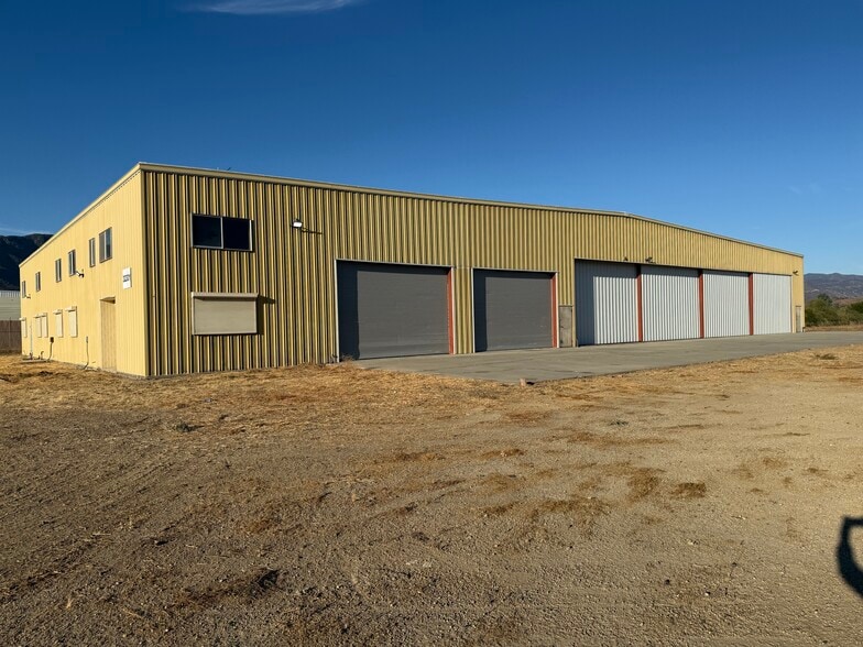 More Photos Of 32301 Corydon Rd, Lake Elsinore Warehouse For Lease