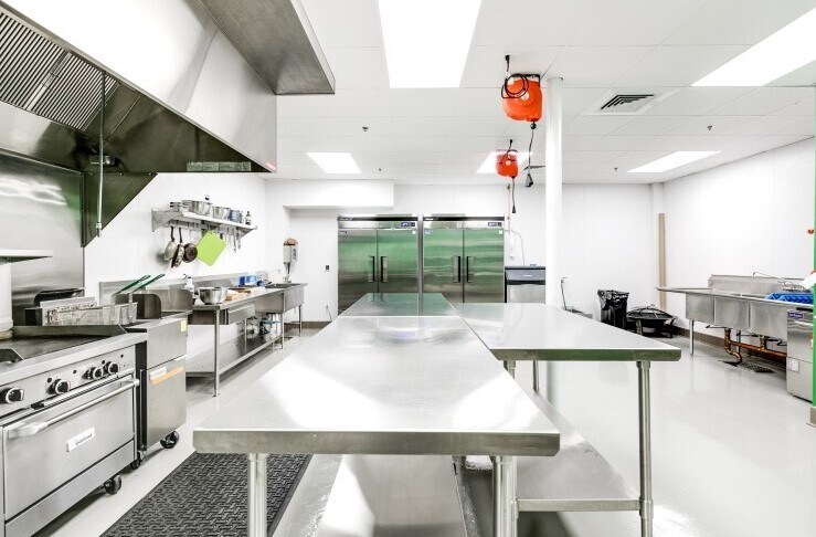 More Photos Of 3300-3304 W Broad St, Richmond Loft Creative Space For Sale