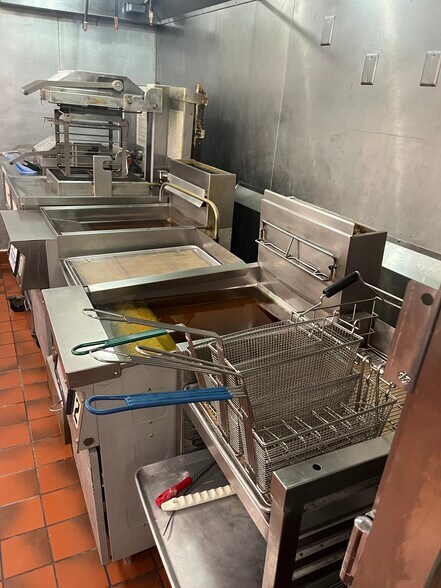 More Photos Of 23001-23081 Savi Ranch Pky, Yorba Linda Unknown For Sale