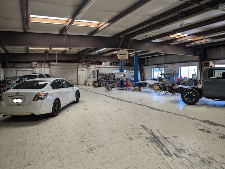 More Photos Of 1122 Elliott Rd, Paradise Auto Repair For Sale