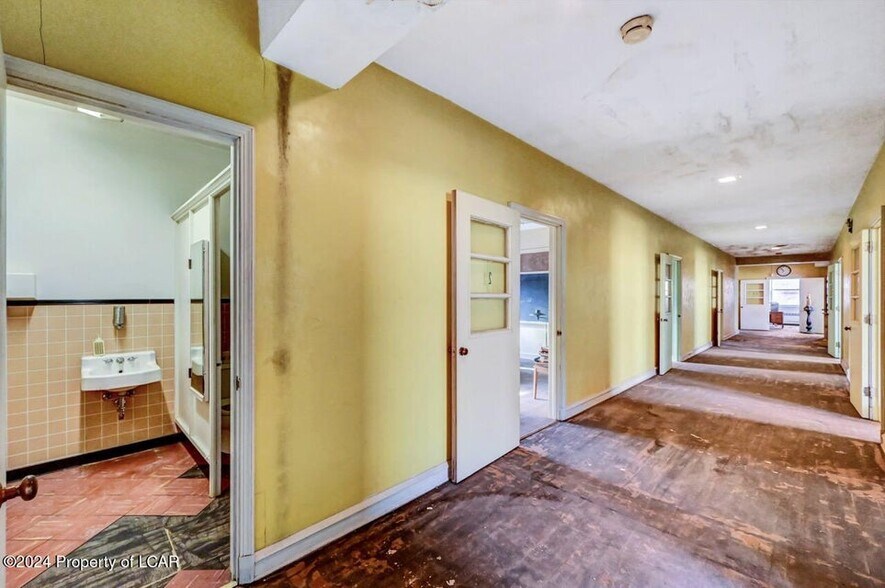 More Photos Of 98 N Church St, Hazleton Religious Facility For Sale