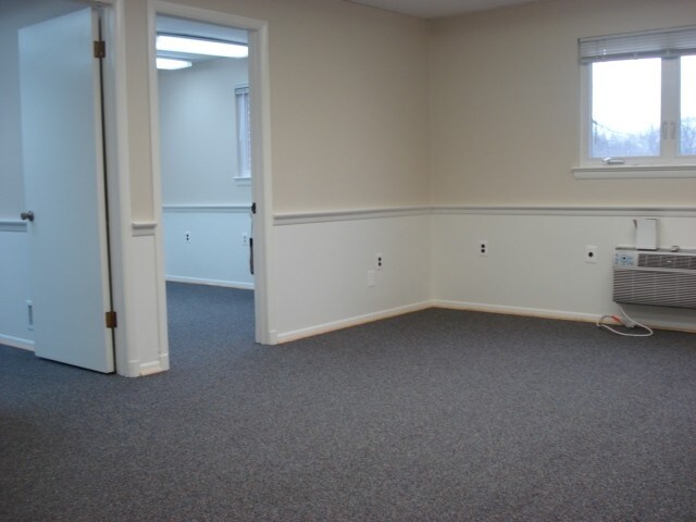 More Photos Of 7307 Highland St, Springfield Light Distribution For Lease