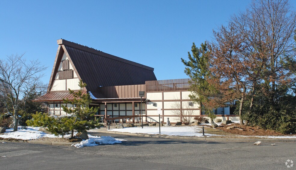 More Photos Of 356 Motor Pky, Hauppauge Restaurant For Sale