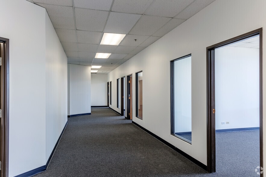 More Photos Of 15250 E 33rd Pl, Aurora Unknown For Lease