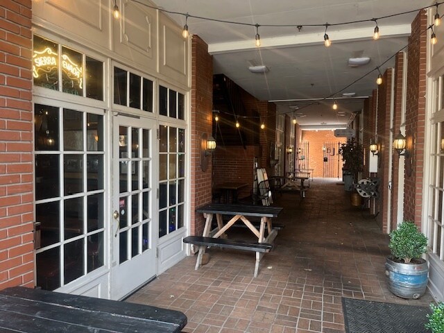 More Photos Of 4520-4534 SE Belmont St, Portland Storefront Retail Office For Lease