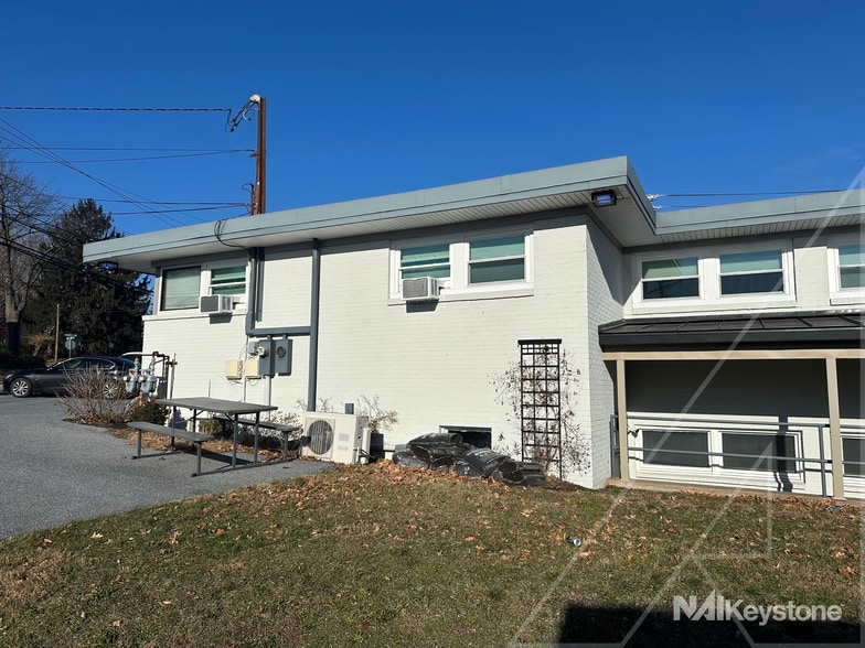 More Photos Of 3301 Schoolhouse Ln, Harrisburg Medical For Lease