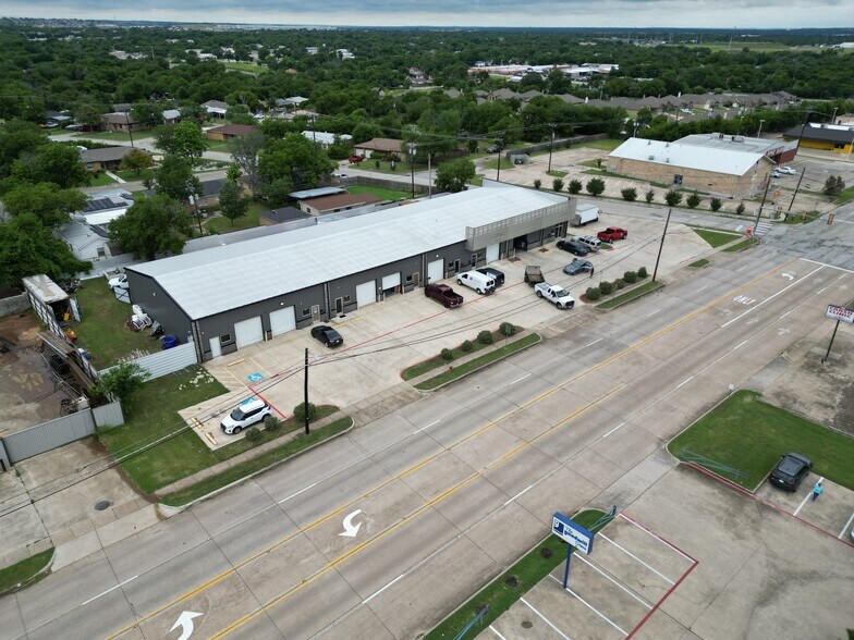 More Photos Of 600 S Cherry Ln, White Settlement Light Distribution For Lease