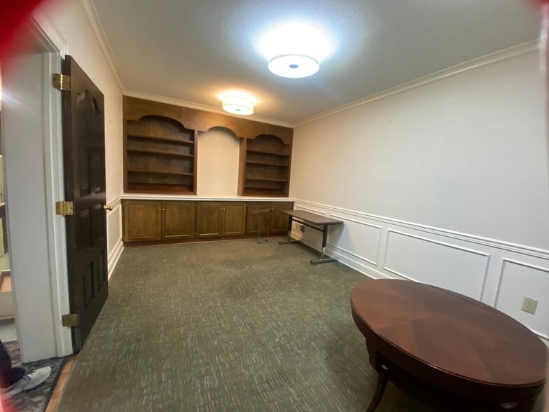 More Photos Of 1600 St Julian Pl, Columbia Office For Lease